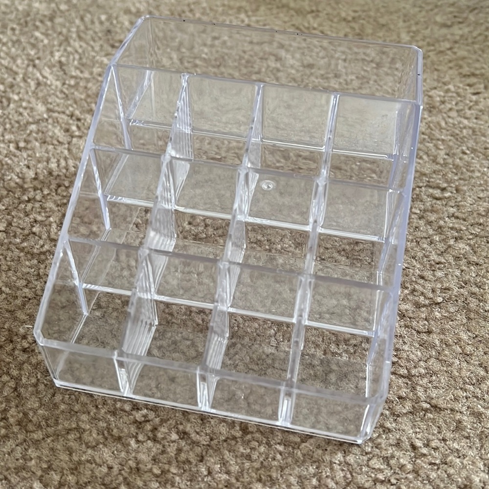 Lipstick / Makeup Organizer